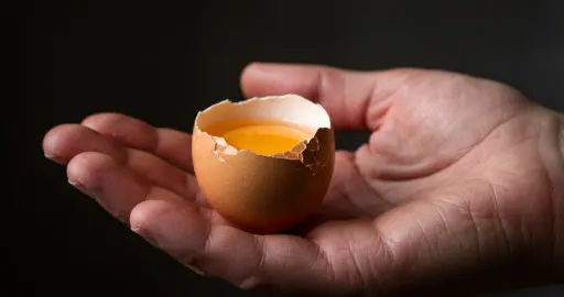 ¿El huevo envejece tus arterias? No lo notarás de inmediato. Pero tu cuerpo ya lo está sintiendo.